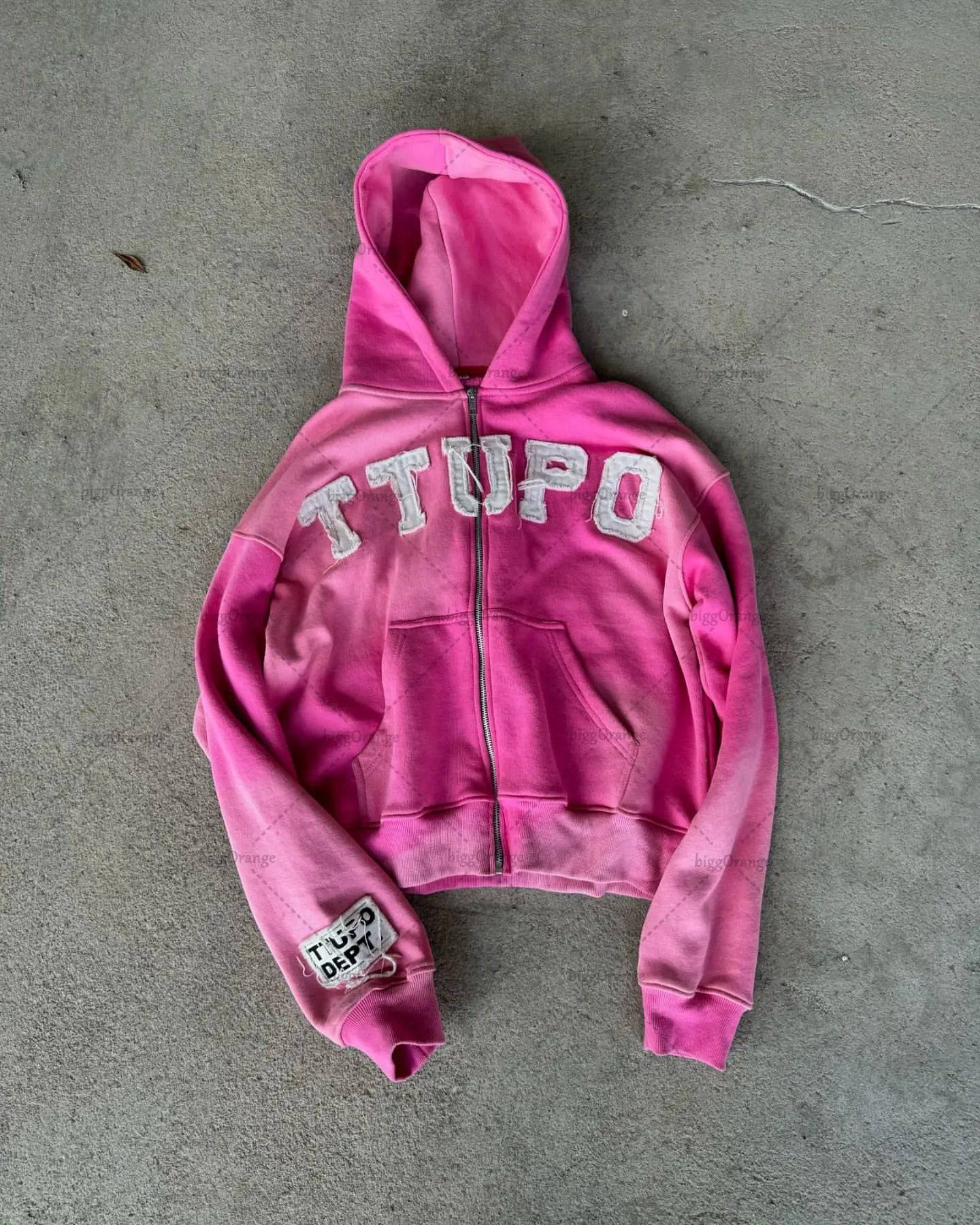 Retro "Tuppo" Lettered Stitched Hoodie - The 4 Season Clothing Brand