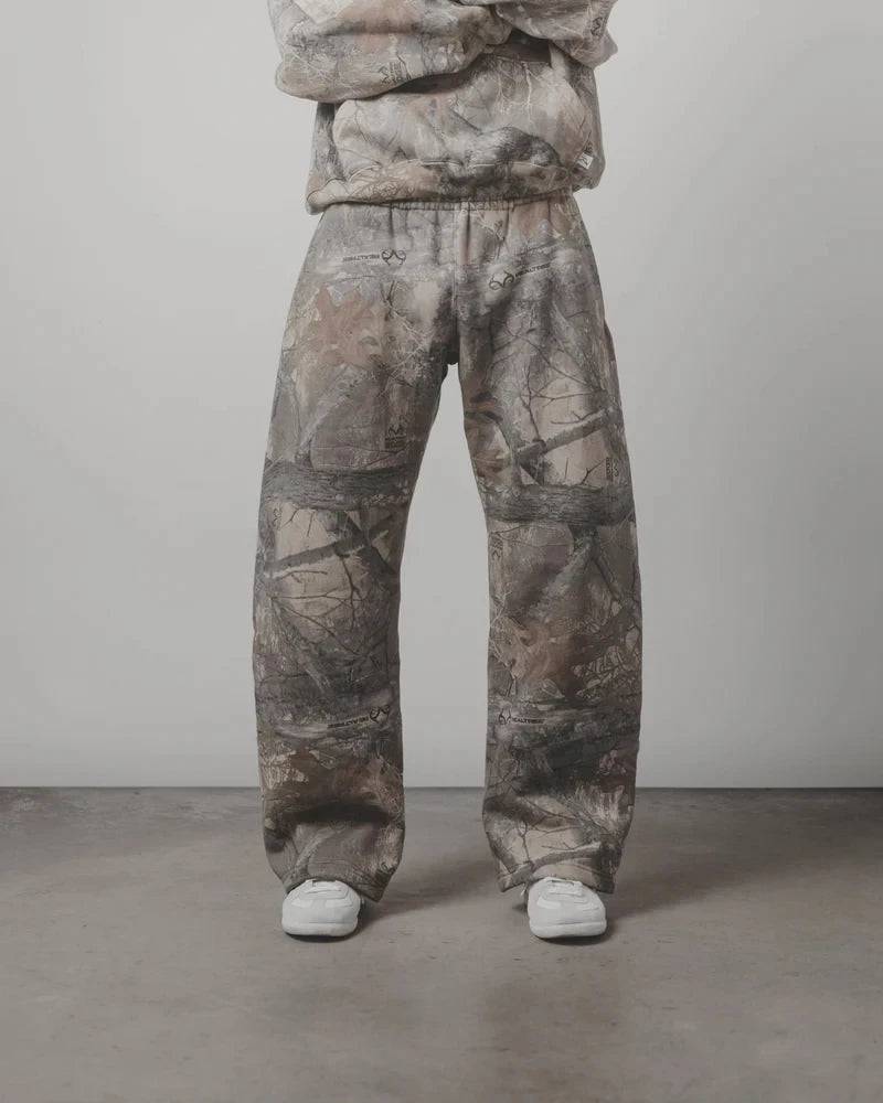 Oversized Camo Hoodies & Sweatpants 2-Piece Set - The 4 Season Clothing Brand